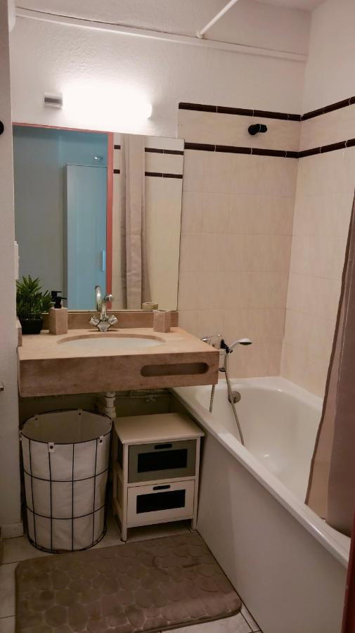 Studio A 15 Minutes Des Plages Ла-Валетт-дю-Вар Экстерьер фото
