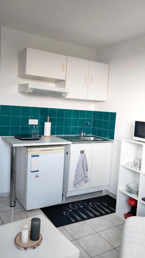 Studio A 15 Minutes Des Plages Ла-Валетт-дю-Вар Экстерьер фото